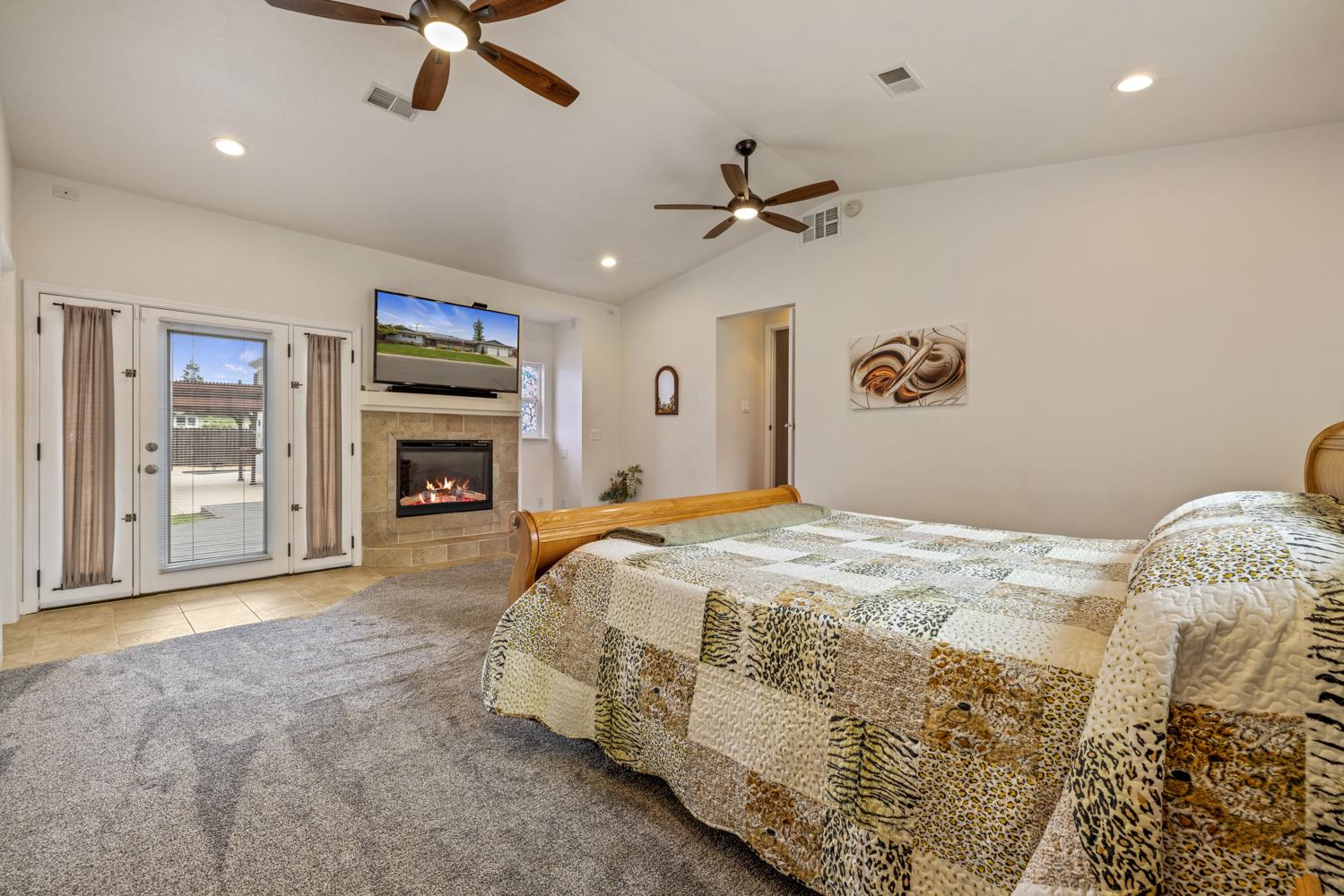 Detail Gallery Image 32 of 71 For 10501 Kimberly Dr, Manteca,  CA 95336 - 4 Beds | 3/1 Baths