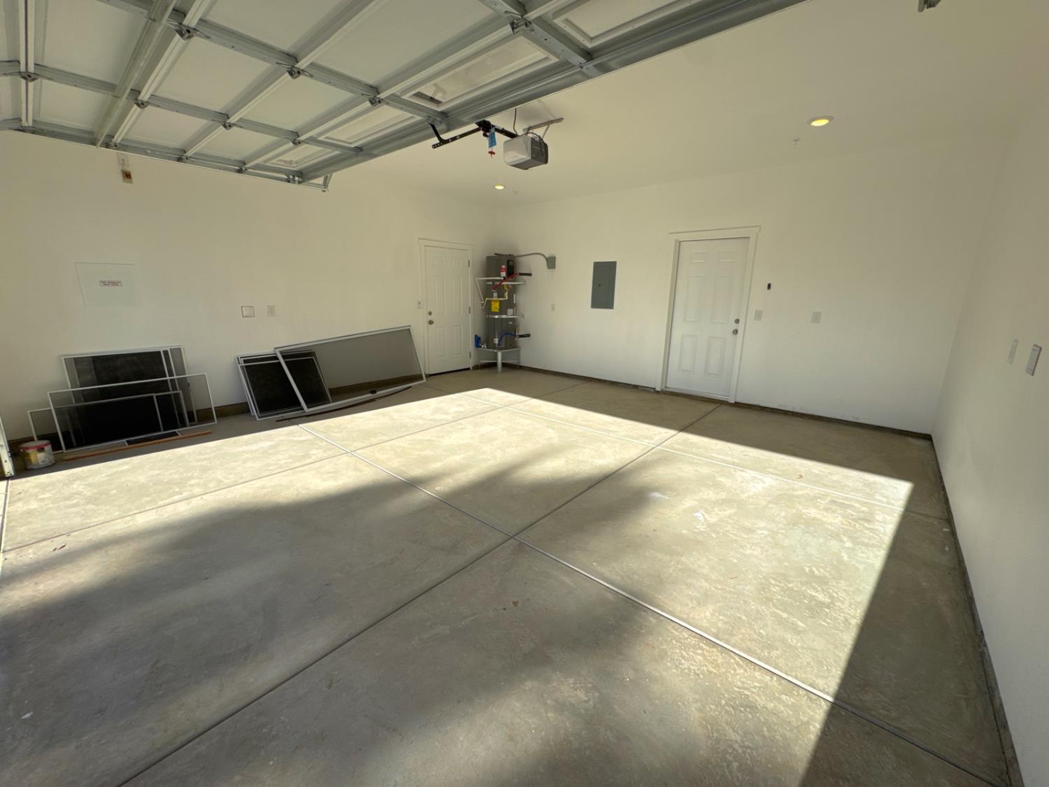 Detail Gallery Image 32 of 37 For 4825 36th St, Sacramento,  CA 95820 - 3 Beds | 2 Baths
