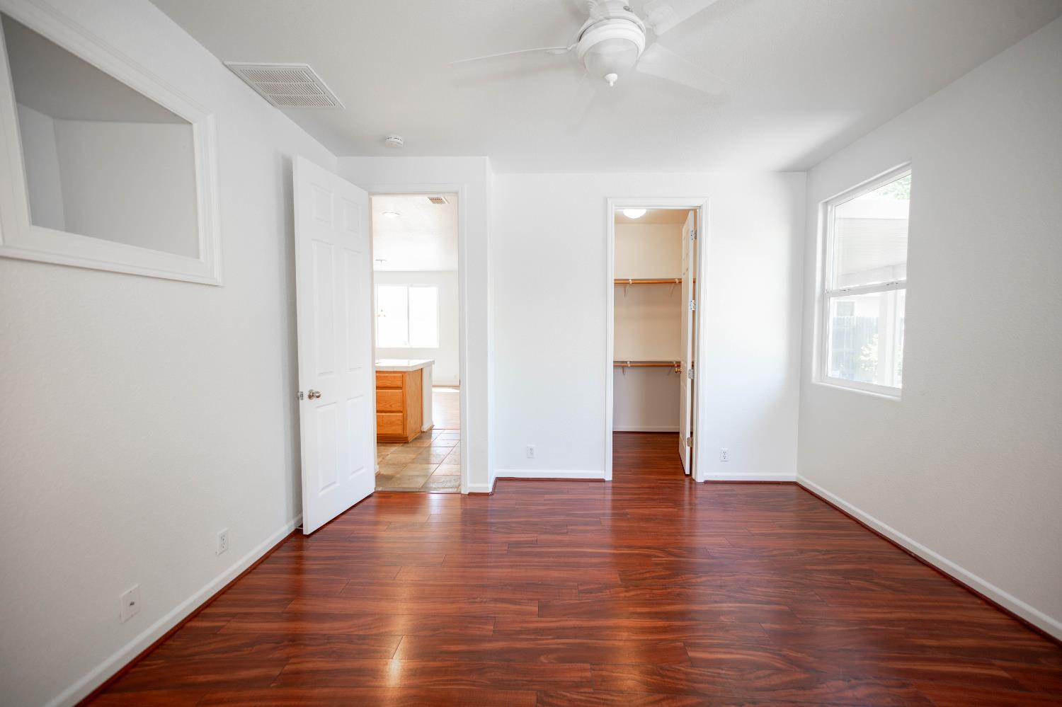 Detail Gallery Image 16 of 36 For 1187 W Kneebone Ct, Plumas Lake,  CA 95961 - 3 Beds | 2 Baths