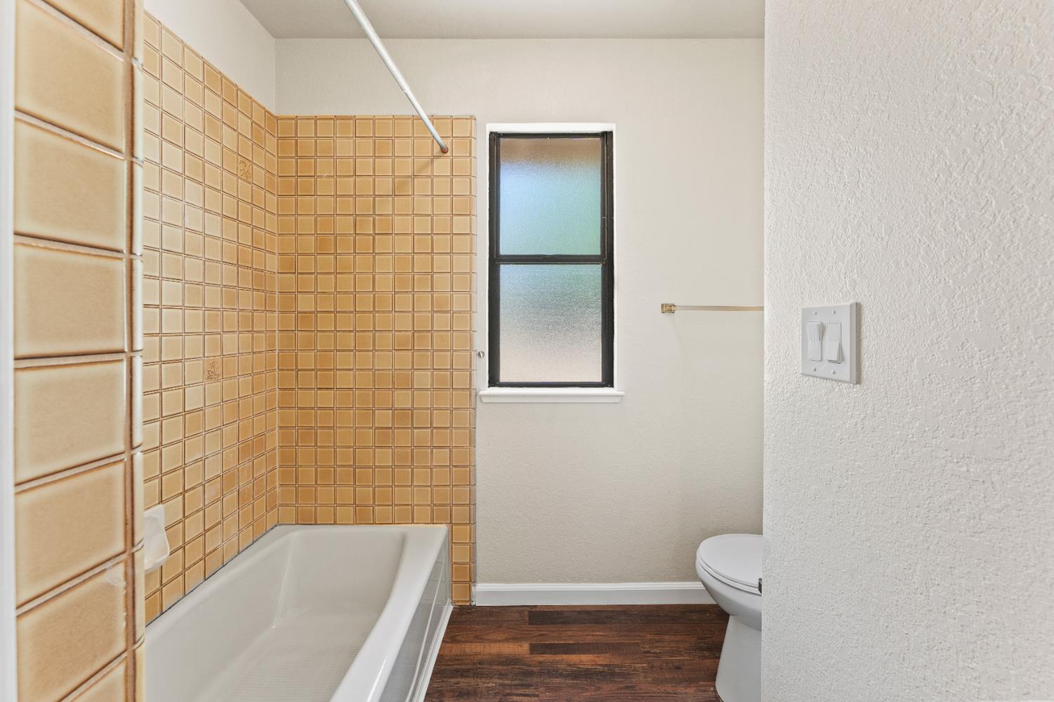 Detail Gallery Image 21 of 41 For 241 Randall Dr, Folsom,  CA 95630 - 3 Beds | 2 Baths