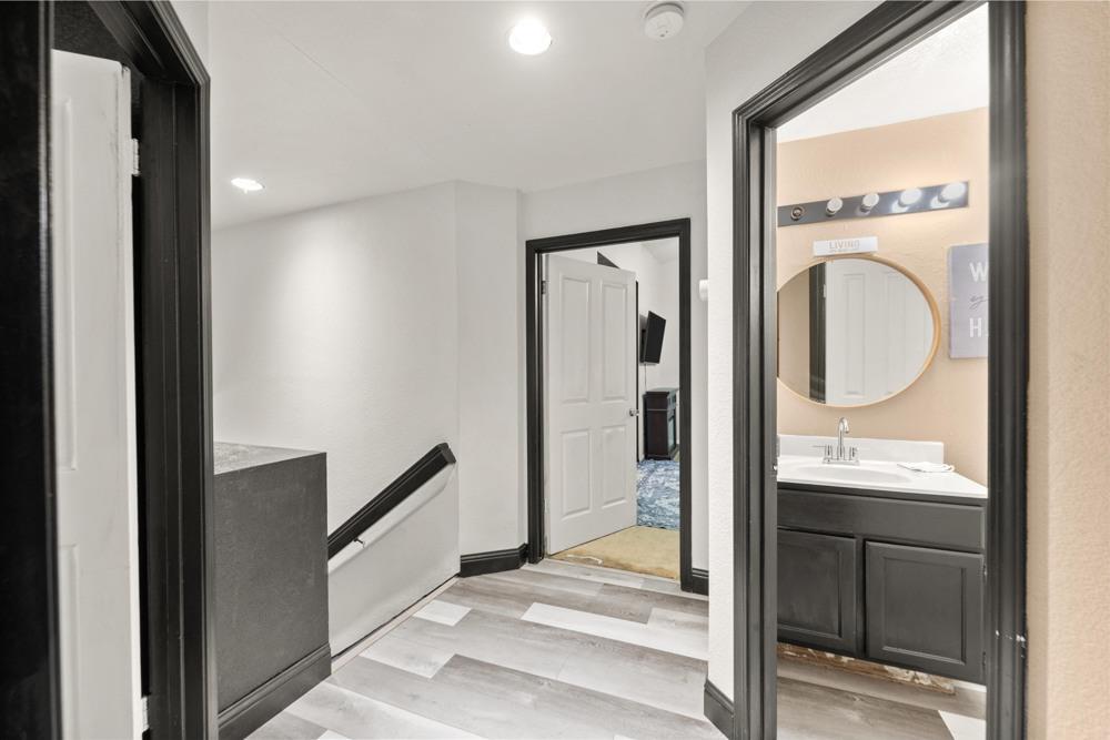 Detail Gallery Image 34 of 52 For 813 Sugar Pine Dr, Lathrop,  CA 95330 - 4 Beds | 3 Baths