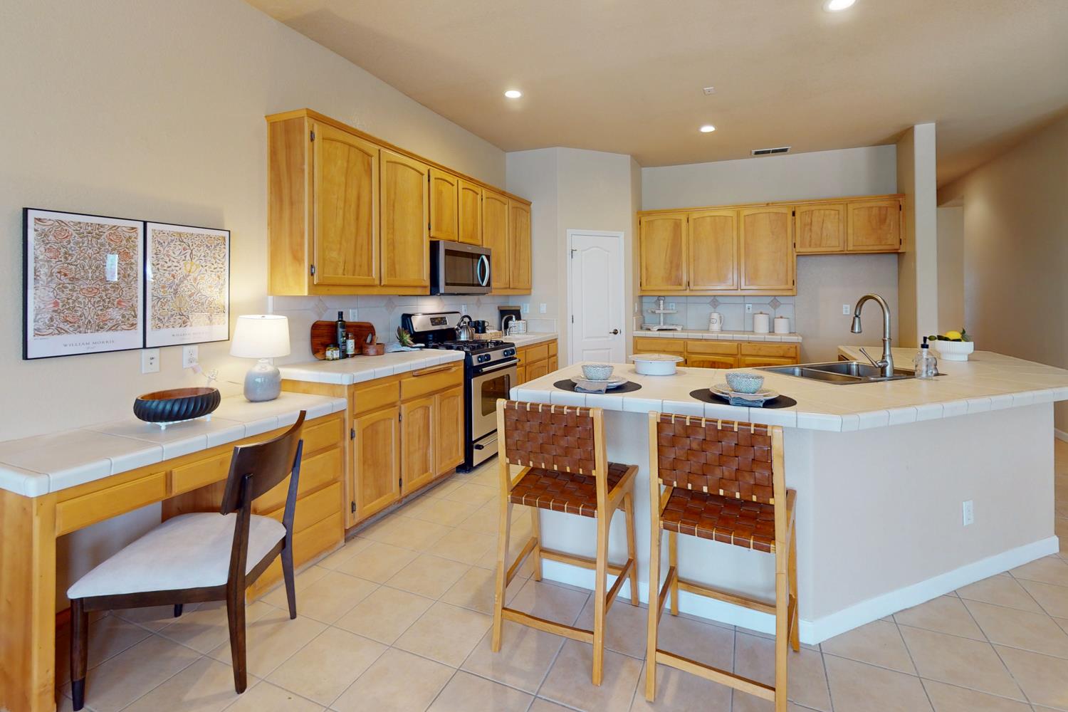 Detail Gallery Image 18 of 76 For 1868 Kendall Ct, Yuba City,  CA 95993 - 4 Beds | 2/1 Baths