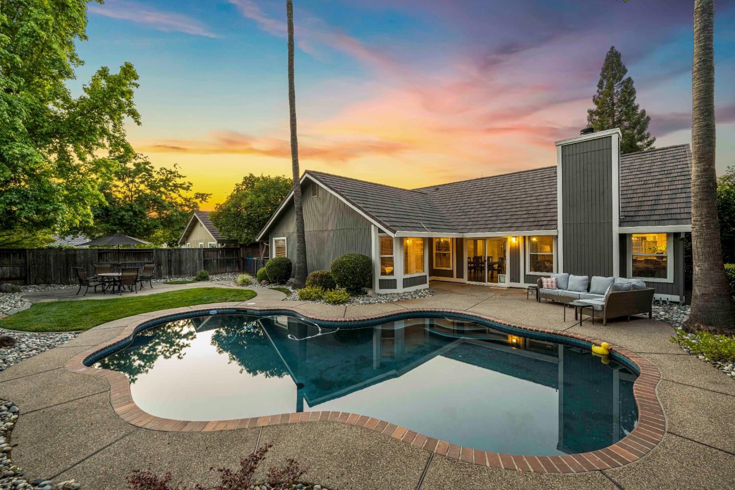 Detail Gallery Image 32 of 38 For 1470 Aberdeen Cir, Granite Bay,  CA 95746 - 4 Beds | 2 Baths