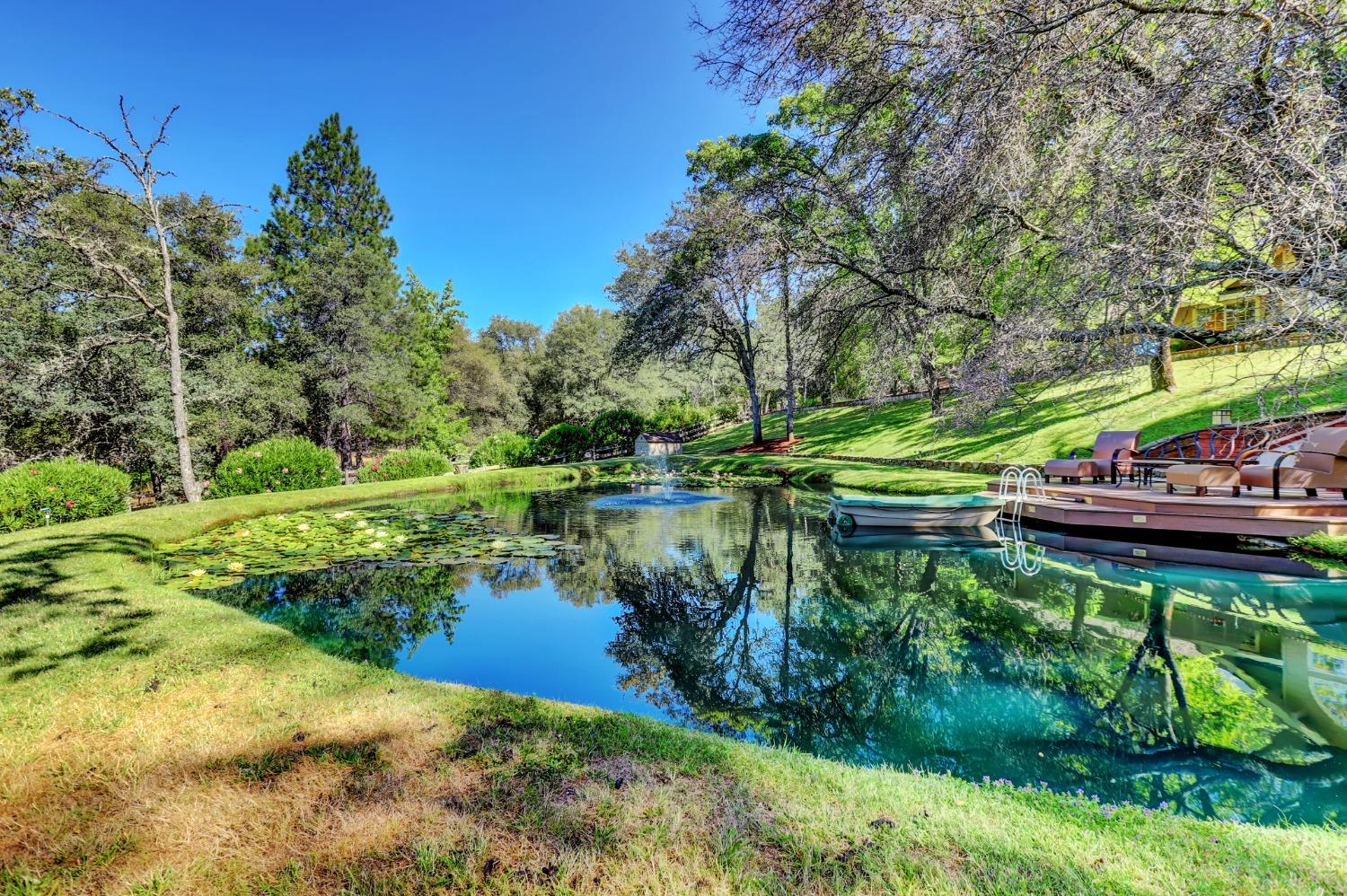 Detail Gallery Image 69 of 99 For 16949 Round Valley Cir, Grass Valley,  CA 95949 - 3 Beds | 2/1 Baths