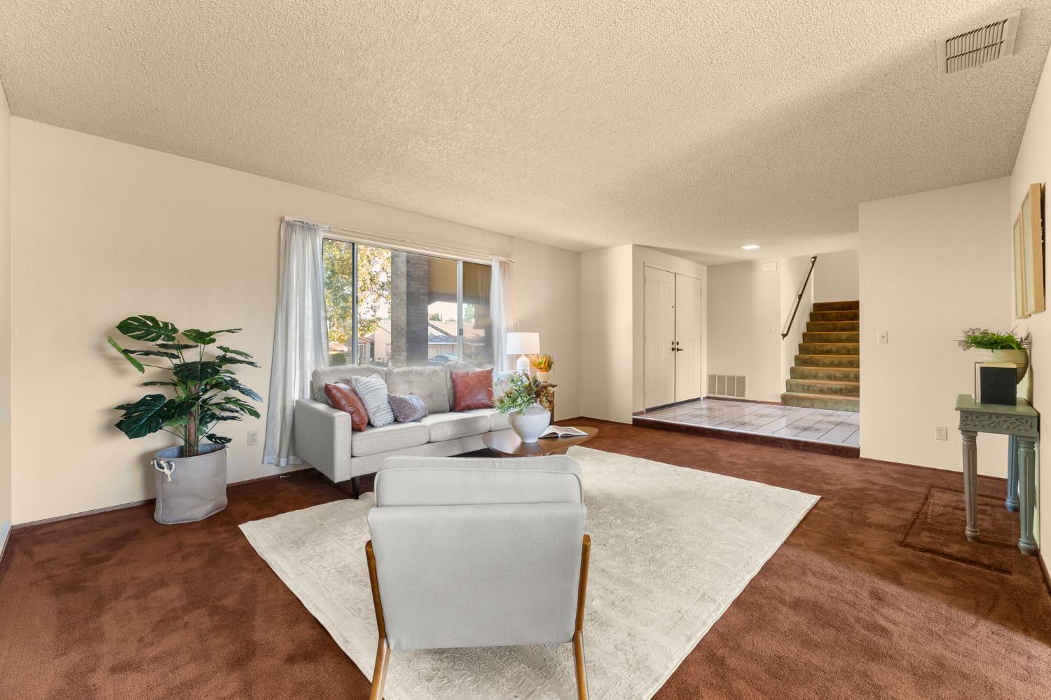 Detail Gallery Image 6 of 40 For 4195 Amapola Way, Sacramento,  CA 95823 - 4 Beds | 2/1 Baths