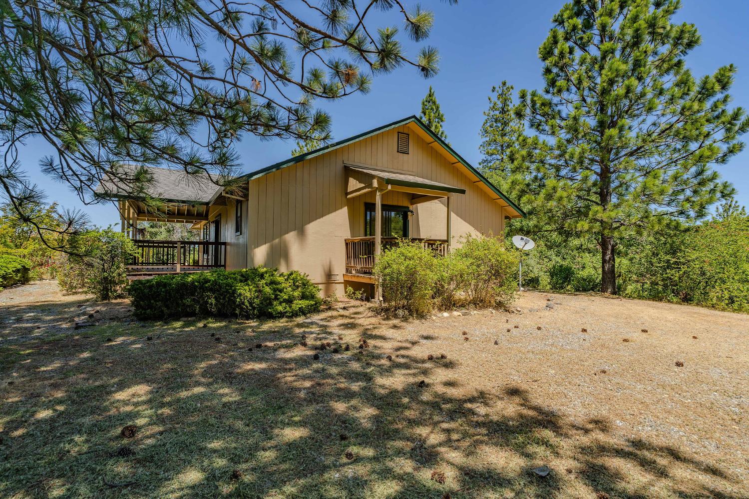 Detail Gallery Image 38 of 61 For 6816 Italian Vista Ct, Mokelumne Hill,  CA 95245 - 3 Beds | 2 Baths