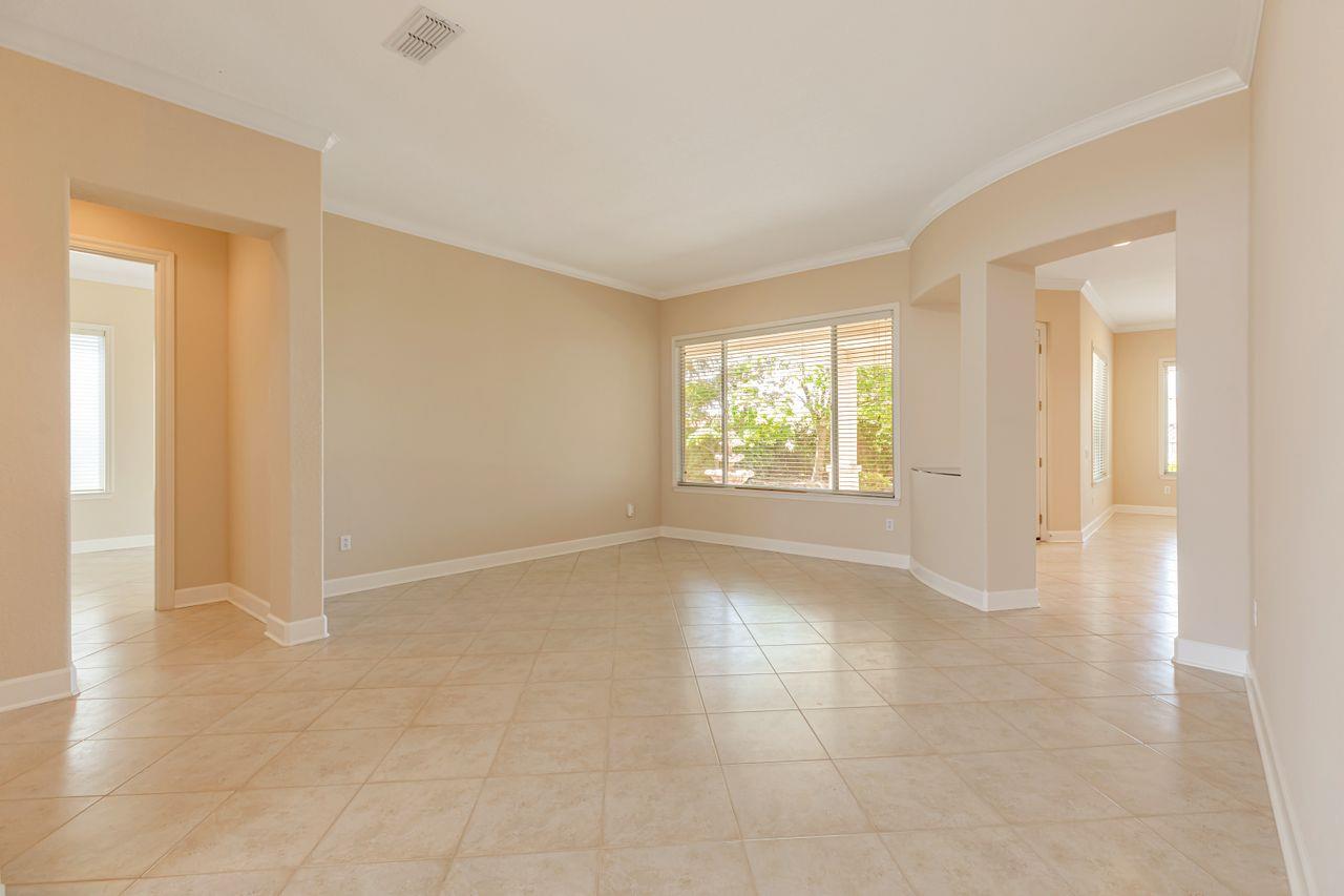 Detail Gallery Image 7 of 48 For 1161 Secret Lake Loop, Lincoln,  CA 95648 - 3 Beds | 2 Baths