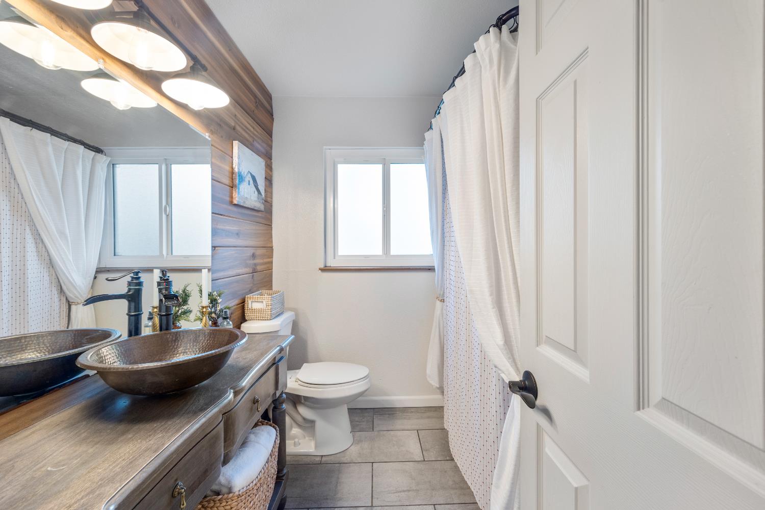 Detail Gallery Image 24 of 36 For 4519 Onyx Way, Carmichael,  CA 95608 - 3 Beds | 2 Baths