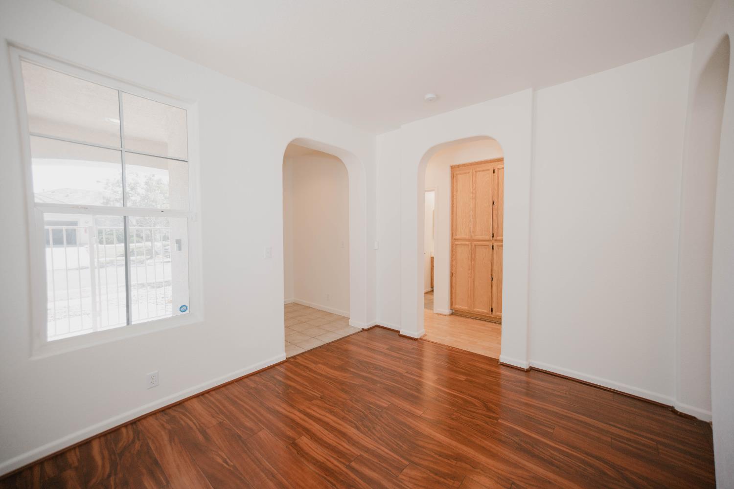 Detail Gallery Image 8 of 36 For 1187 W Kneebone Ct, Plumas Lake,  CA 95961 - 3 Beds | 2 Baths