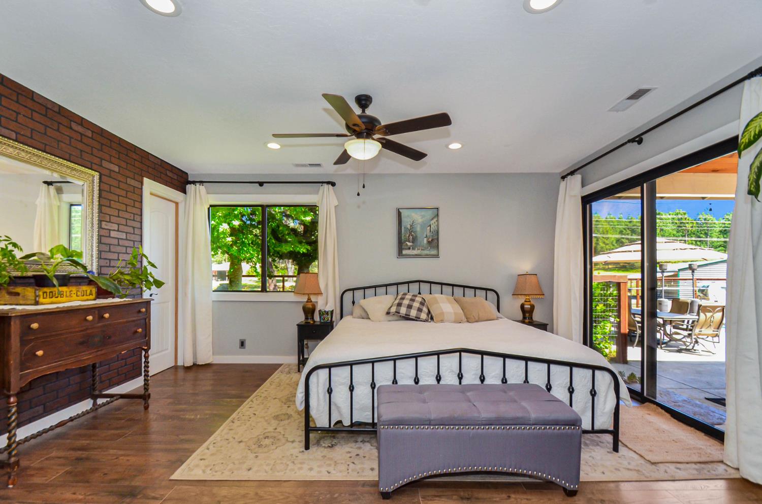 Detail Gallery Image 25 of 68 For 10376 Tabeaud Rd, Pine Grove,  CA 95665 - 3 Beds | 3 Baths