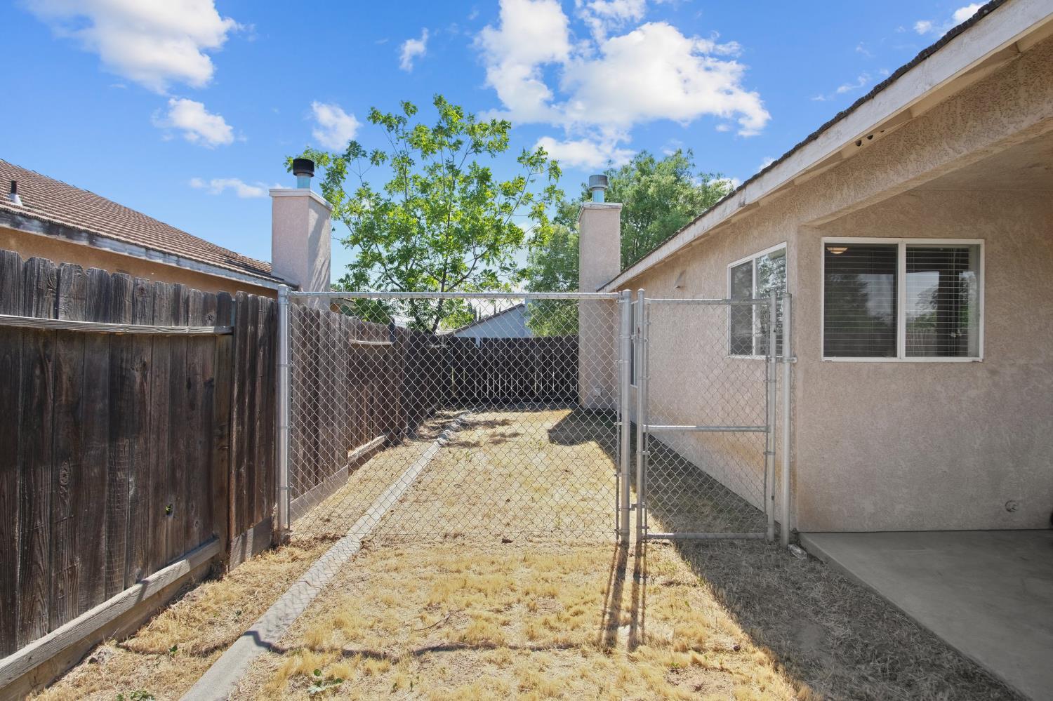Detail Gallery Image 26 of 28 For 2711 Cameron Park Dr, Ceres,  CA 95307 - 3 Beds | 2 Baths