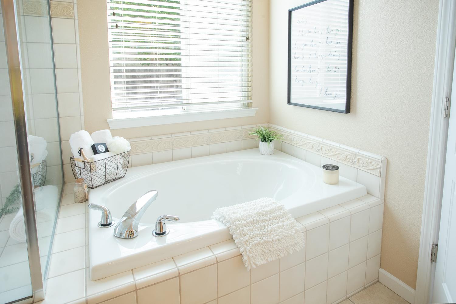 Detail Gallery Image 26 of 76 For 1868 Kendall Ct, Yuba City,  CA 95993 - 4 Beds | 2/1 Baths