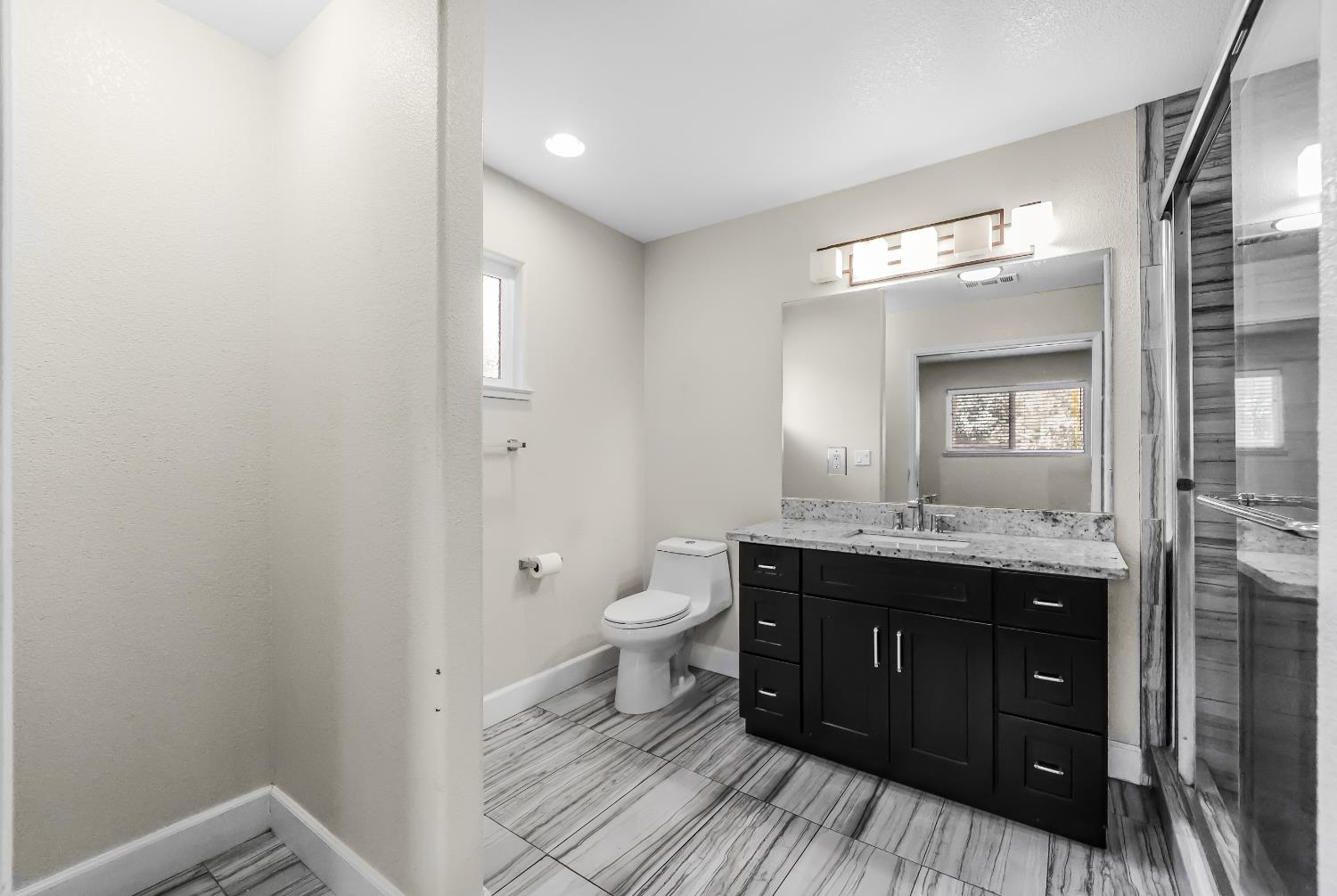 Detail Gallery Image 19 of 33 For 3498 Pitcairn Way, San Jose,  CA 95111 - 3 Beds | 2 Baths