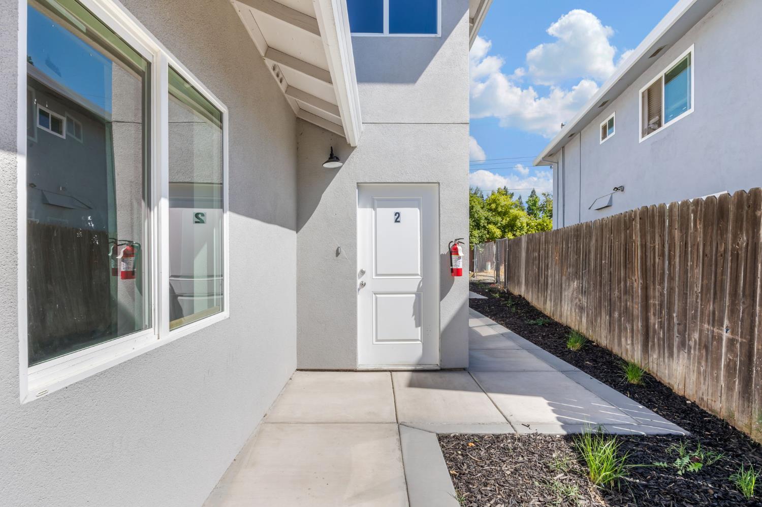 Detail Gallery Image 5 of 81 For 2409 Cava Ct, Sacramento,  CA 95825 - – Beds | – Baths