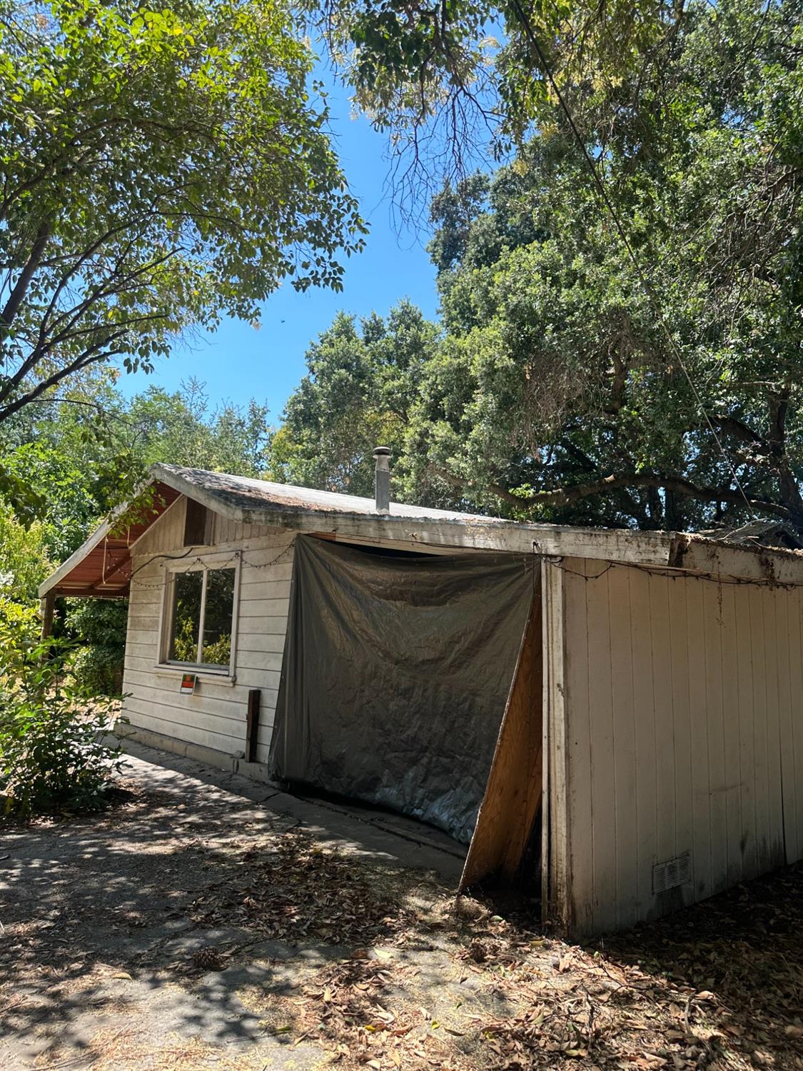 Detail Gallery Image 3 of 4 For 2551 Cherry Ln, Walnut Creek,  CA 94597 - 2 Beds | 1 Baths