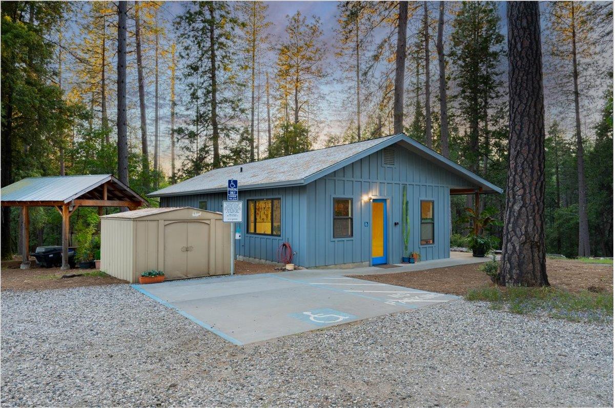 Karrys Place, Grass Valley, California image 43