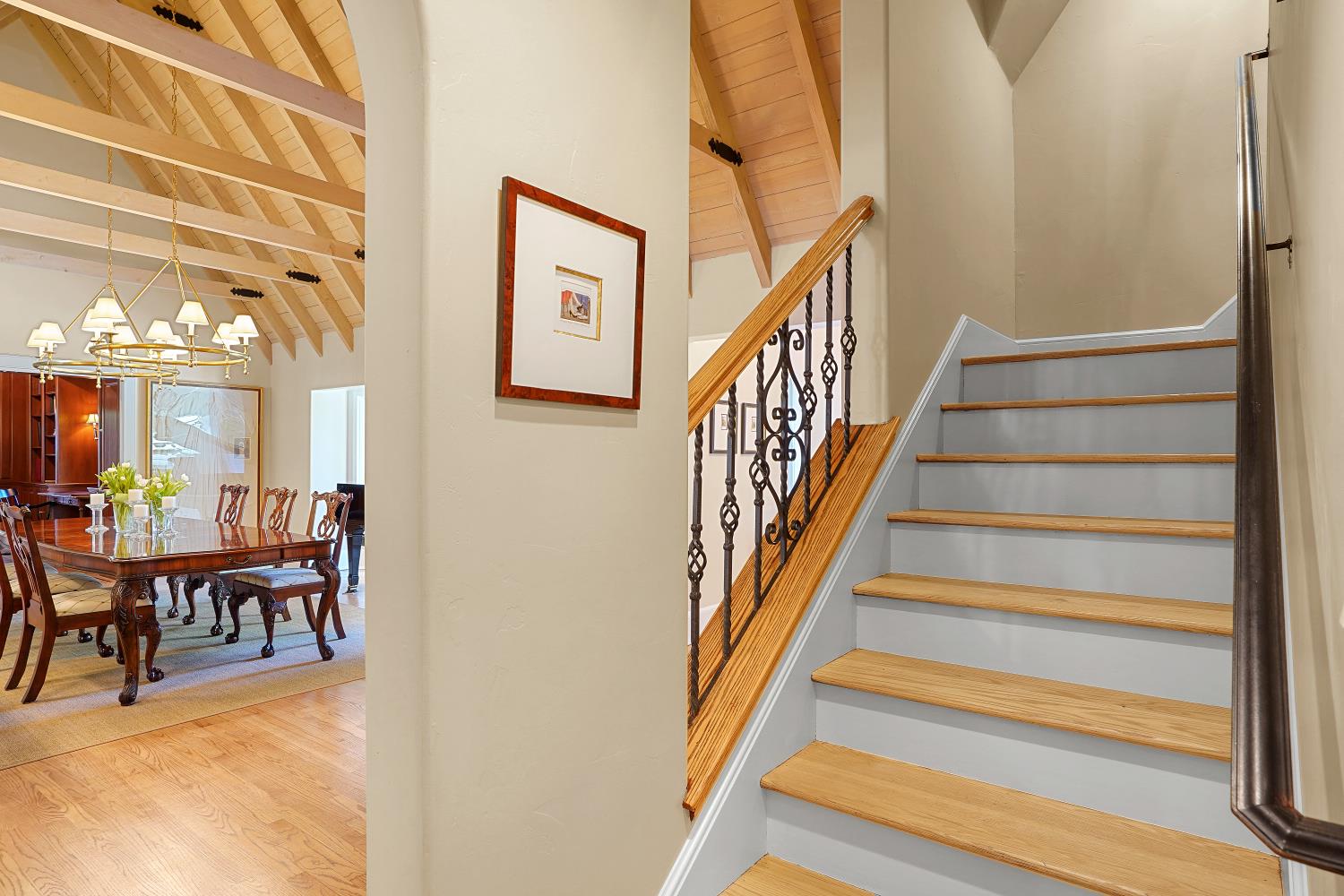 Detail Gallery Image 30 of 89 For 510 Knightsbridge Ln, Sacramento,  CA 95864 - 6 Beds | 4/1 Baths