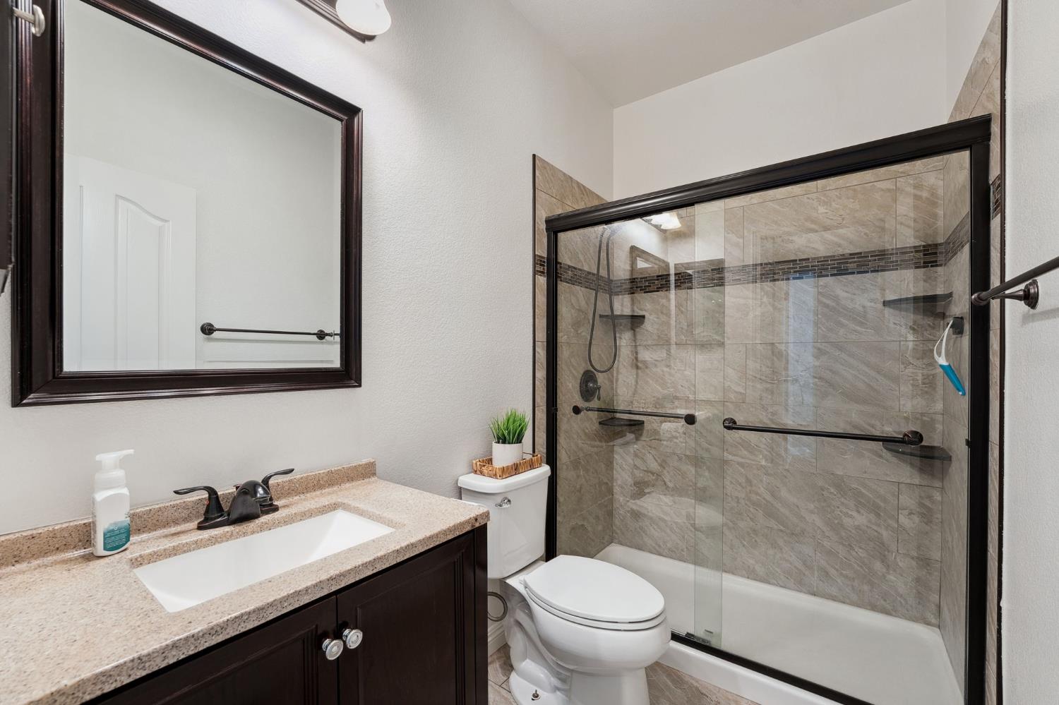 Detail Gallery Image 25 of 30 For 2192 Sherington Way, Sacramento,  CA 95835 - 3 Beds | 2 Baths