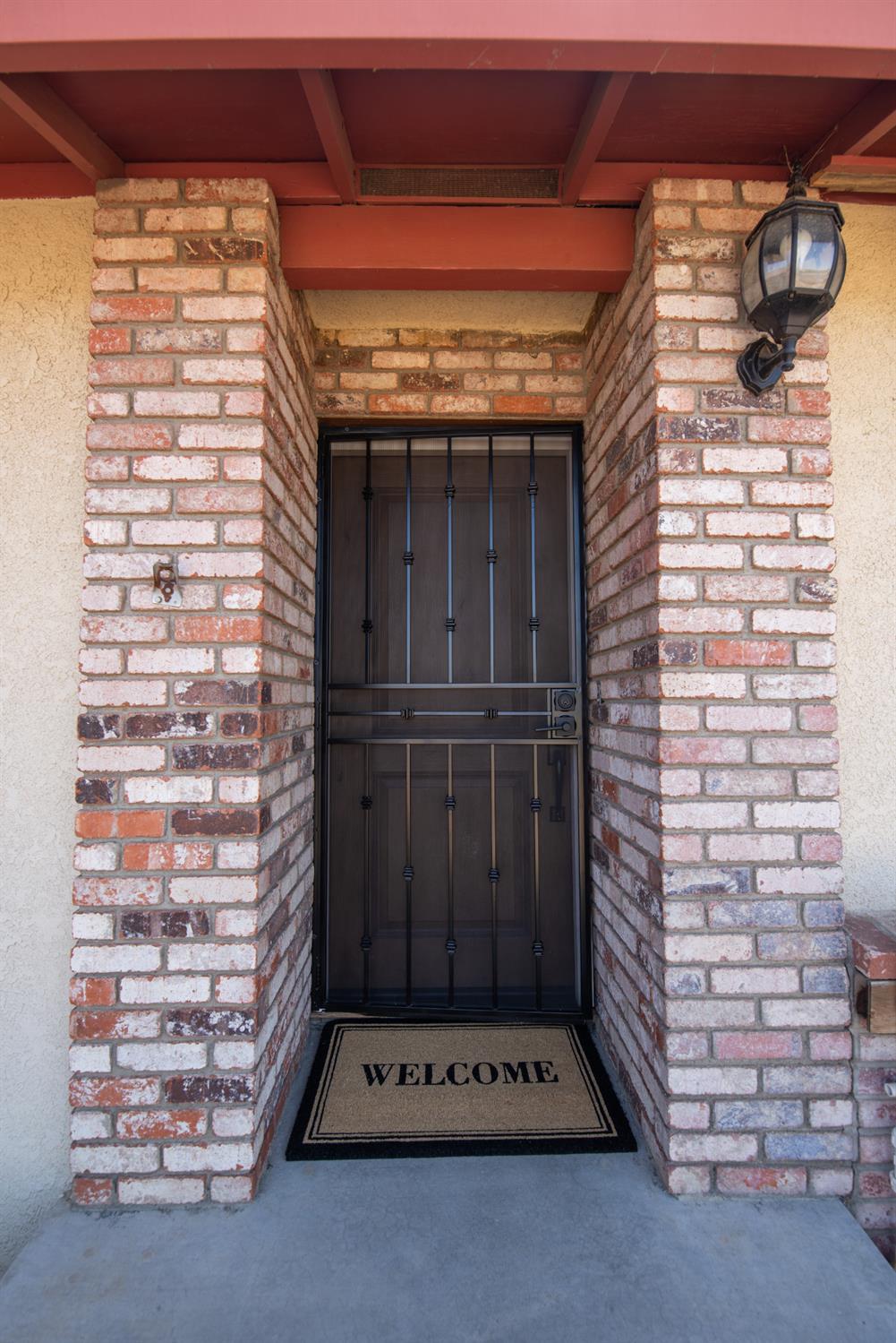Detail Gallery Image 2 of 21 For 2908 Rose Ave, Ceres,  CA 95307 - 3 Beds | 2 Baths