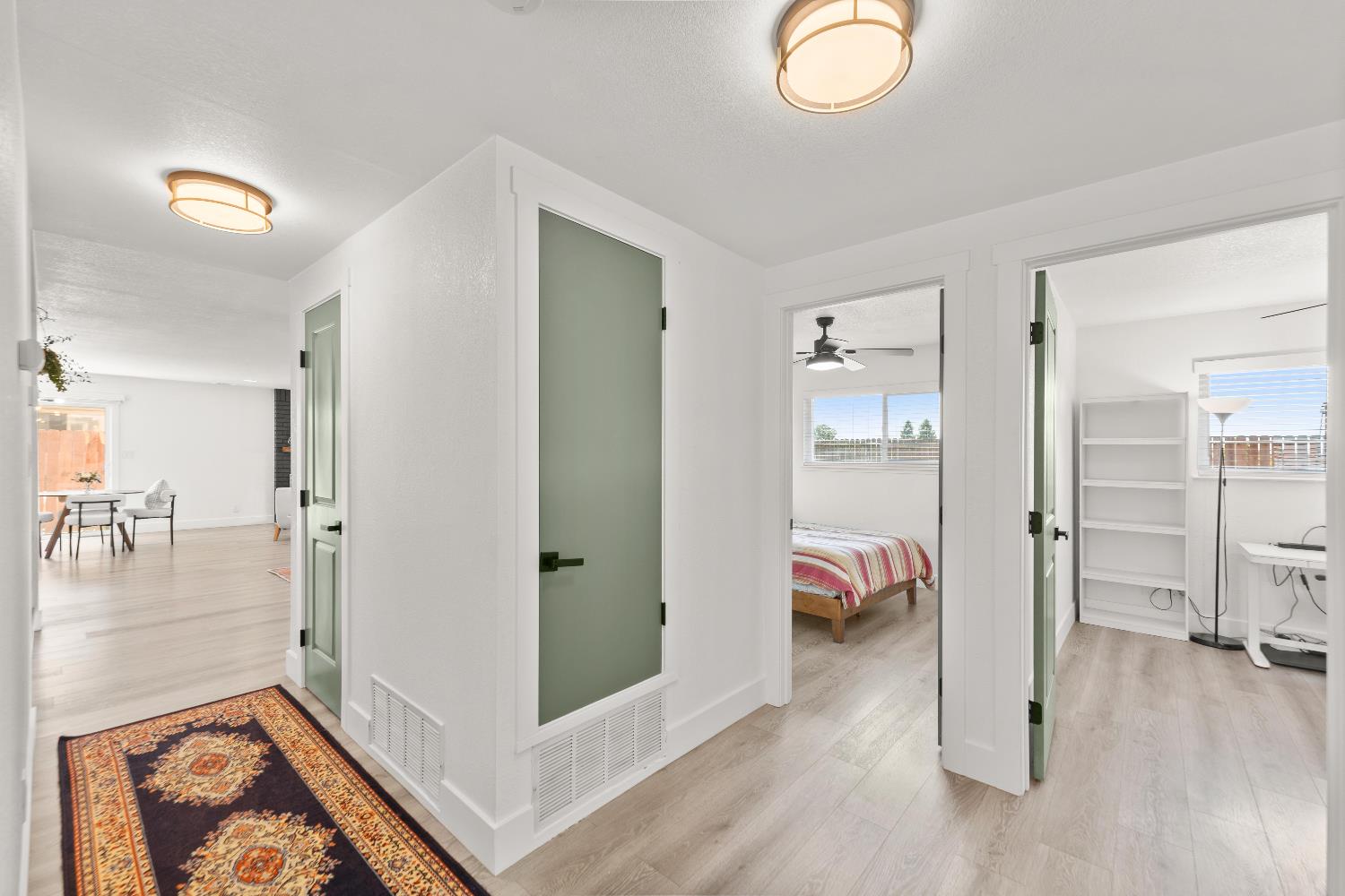 Detail Gallery Image 18 of 33 For 6840 Kettering Cir, Fair Oaks,  CA 95628 - 3 Beds | 2 Baths