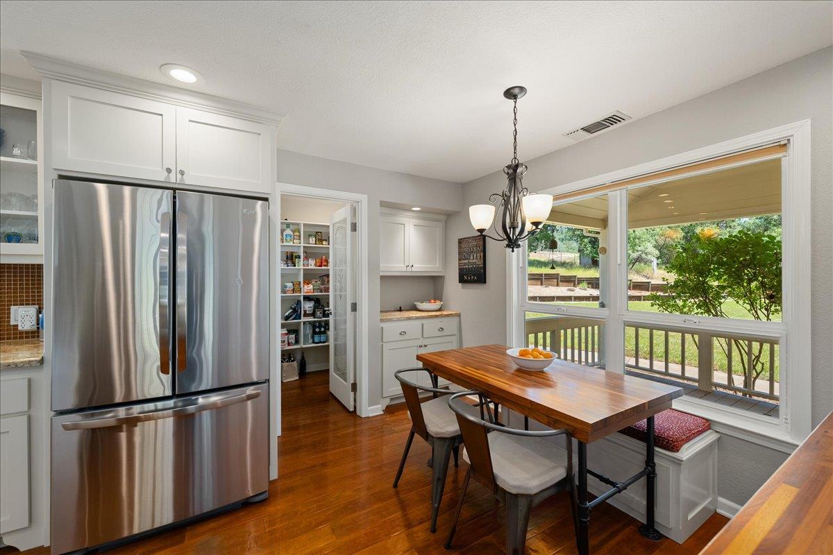 Detail Gallery Image 14 of 69 For 2951 N Shingle Rd, Shingle Springs,  CA 95682 - 3 Beds | 3 Baths