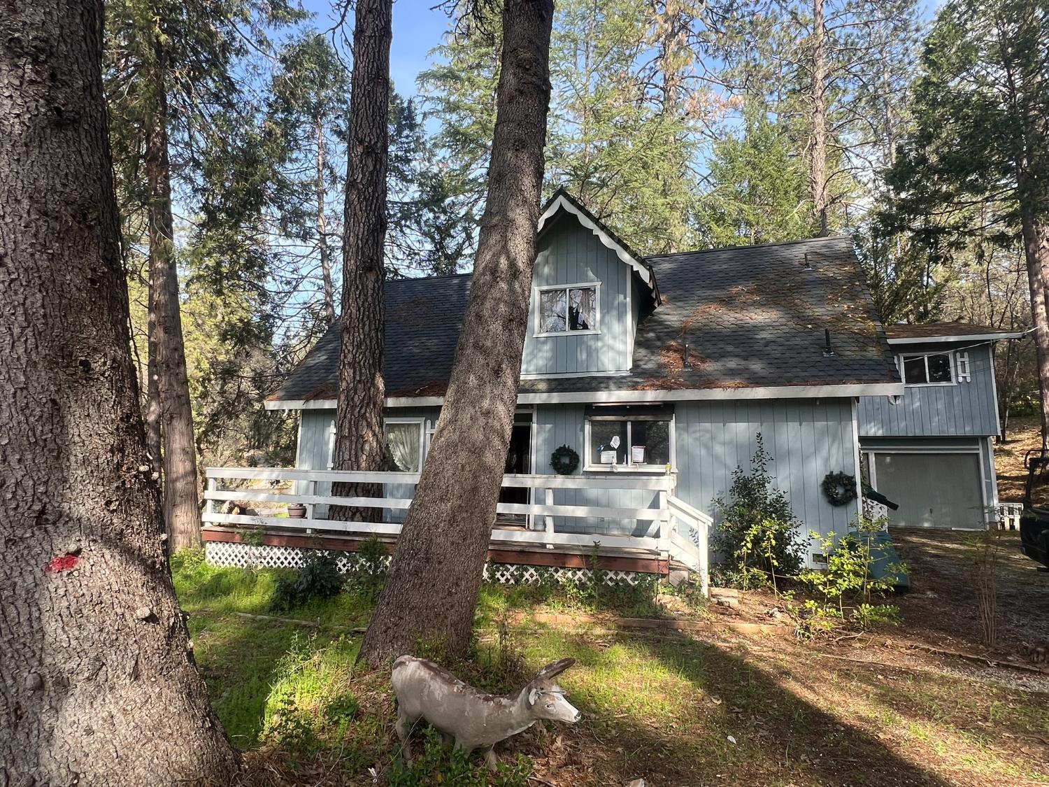 1990 Combie Road