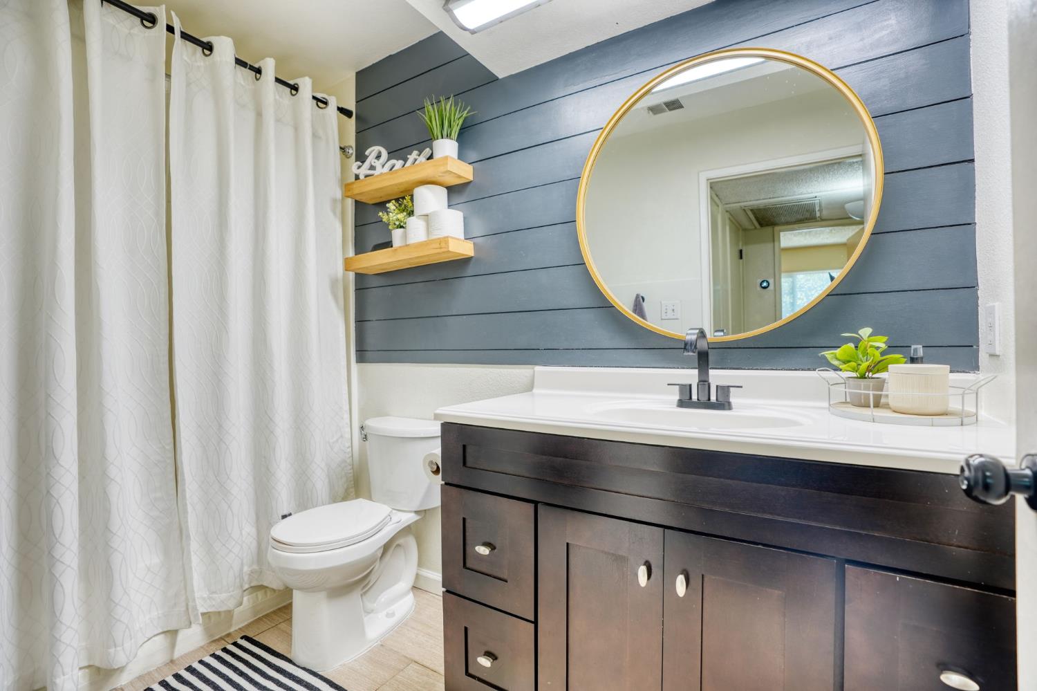 Detail Gallery Image 13 of 20 For 1313 Floyd Ave #151,  Modesto,  CA 95355 - 1 Beds | 1 Baths