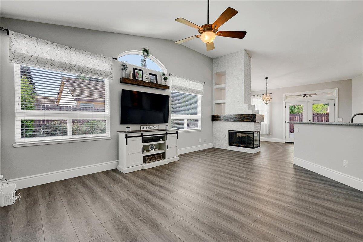 Detail Gallery Image 32 of 57 For 2018 Nand Dr, Yuba City,  CA 95993 - 3 Beds | 2 Baths