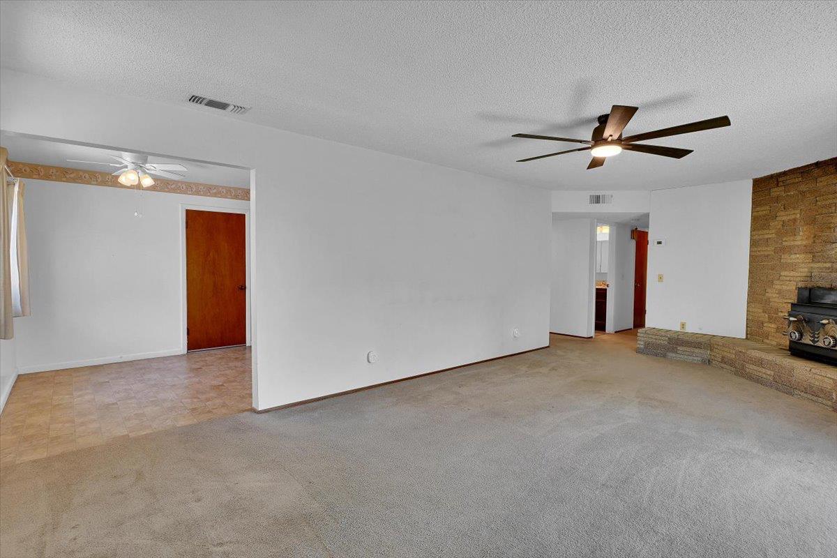 Detail Gallery Image 14 of 33 For 2410 N Township Rd, Yuba City,  CA 95993 - 3 Beds | 2 Baths