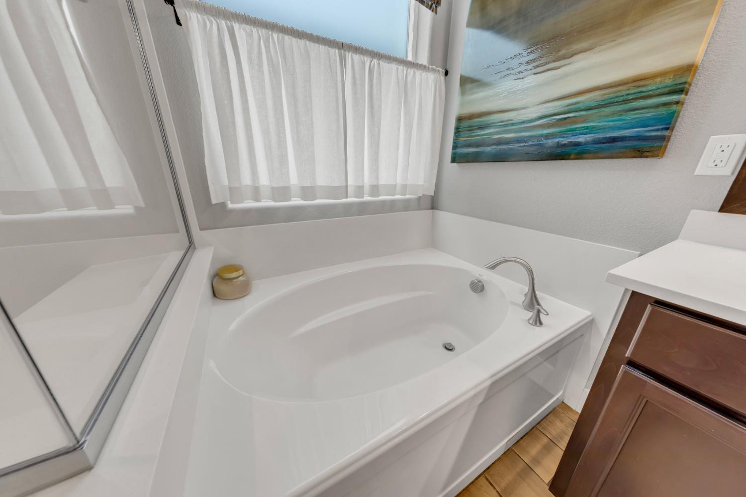 Detail Gallery Image 37 of 48 For 368 Olivadi Way, Sacramento,  CA 95834 - 3 Beds | 2/1 Baths