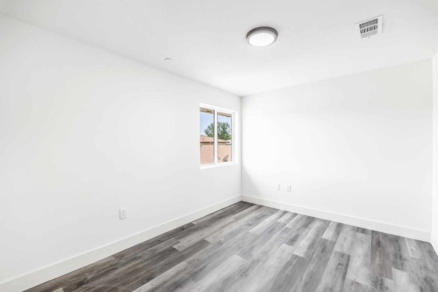Detail Gallery Image 41 of 81 For 2409 Cava Ct, Sacramento,  CA 95825 - – Beds | – Baths
