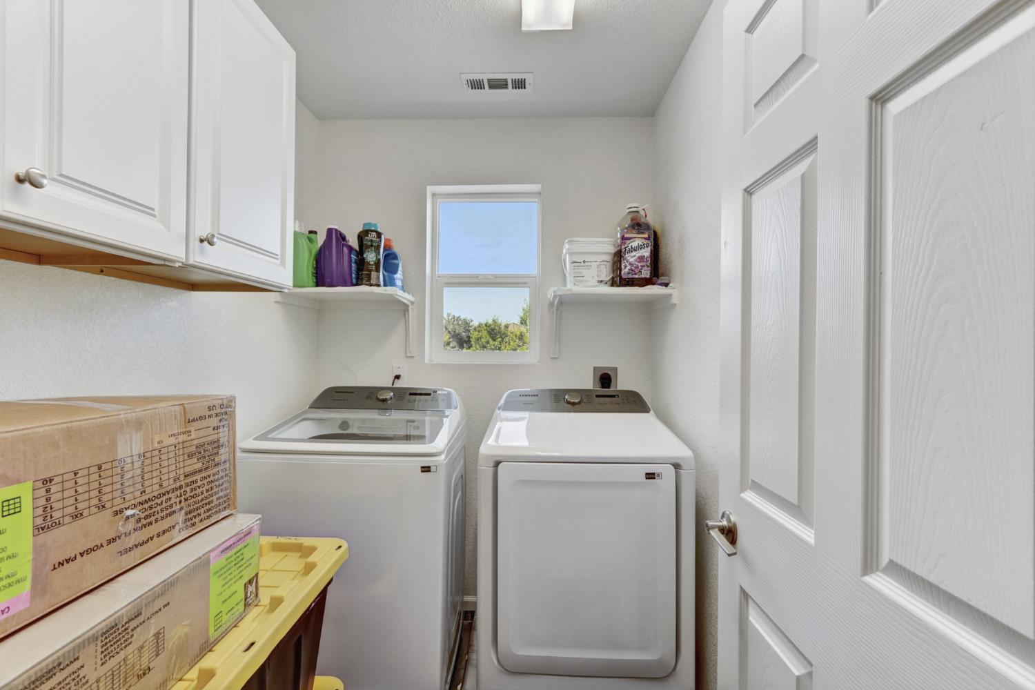 Detail Gallery Image 21 of 31 For 8150 S Kramer Ranch Ln, Elk Grove,  CA 95758 - 3 Beds | 2/1 Baths