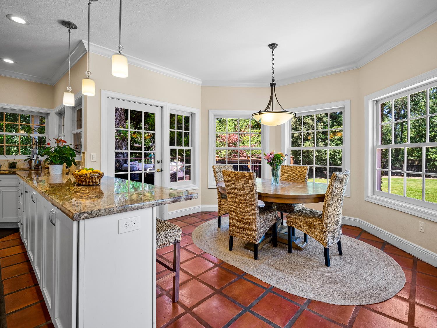 Detail Gallery Image 45 of 85 For 6809 Stanley Ave, Carmichael,  CA 95608 - 5 Beds | 4 Baths