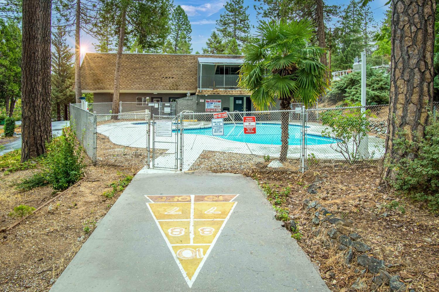 Detail Gallery Image 42 of 51 For 1567 Mulberry Dr, Grass Valley,  CA 95945 - 2 Beds | 2 Baths