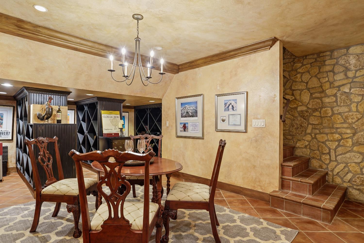 Detail Gallery Image 29 of 89 For 510 Knightsbridge Ln, Sacramento,  CA 95864 - 6 Beds | 4/1 Baths