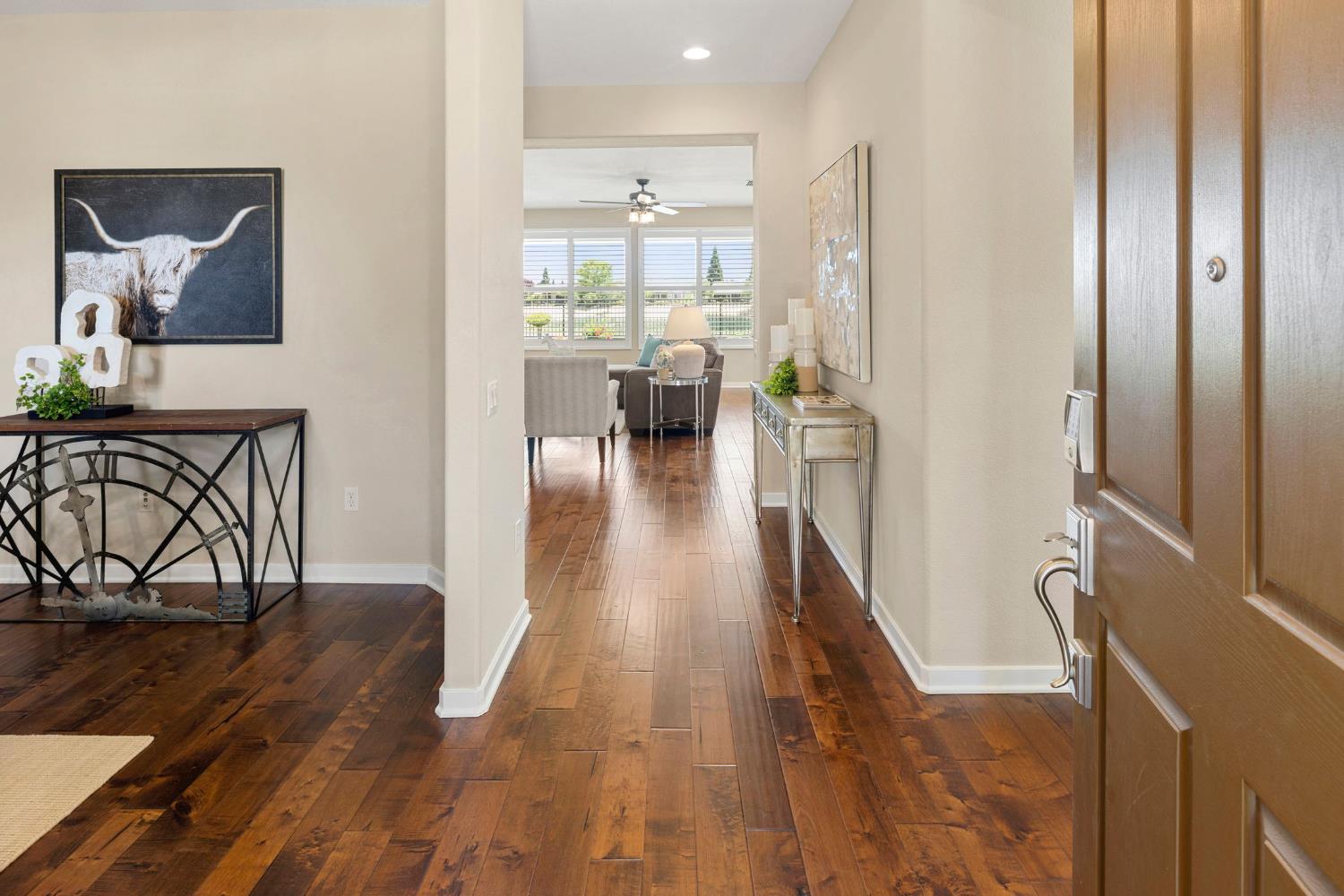 Detail Gallery Image 7 of 58 For 1137 Lasso Lake Ln, Lincoln,  CA 95648 - 3 Beds | 3 Baths