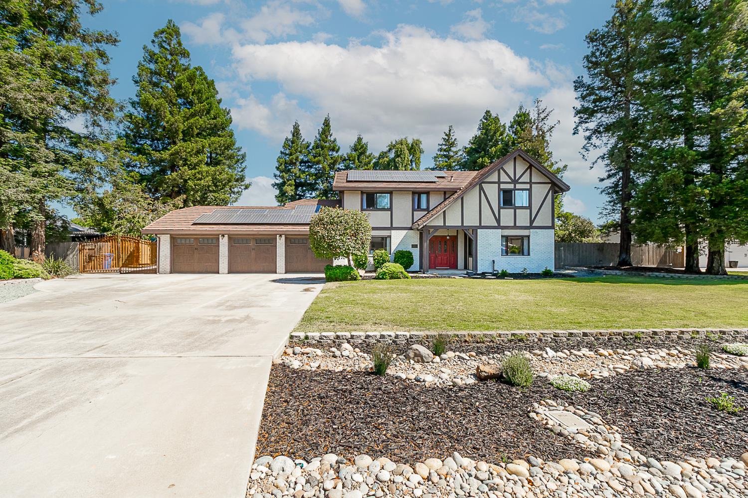 Clubhouse Way, Manteca, California image 1