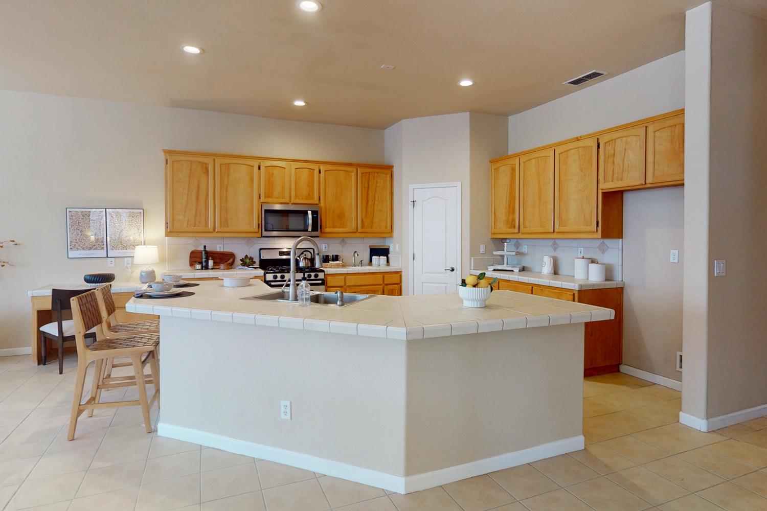 Detail Gallery Image 59 of 76 For 1868 Kendall Ct, Yuba City,  CA 95993 - 4 Beds | 2/1 Baths