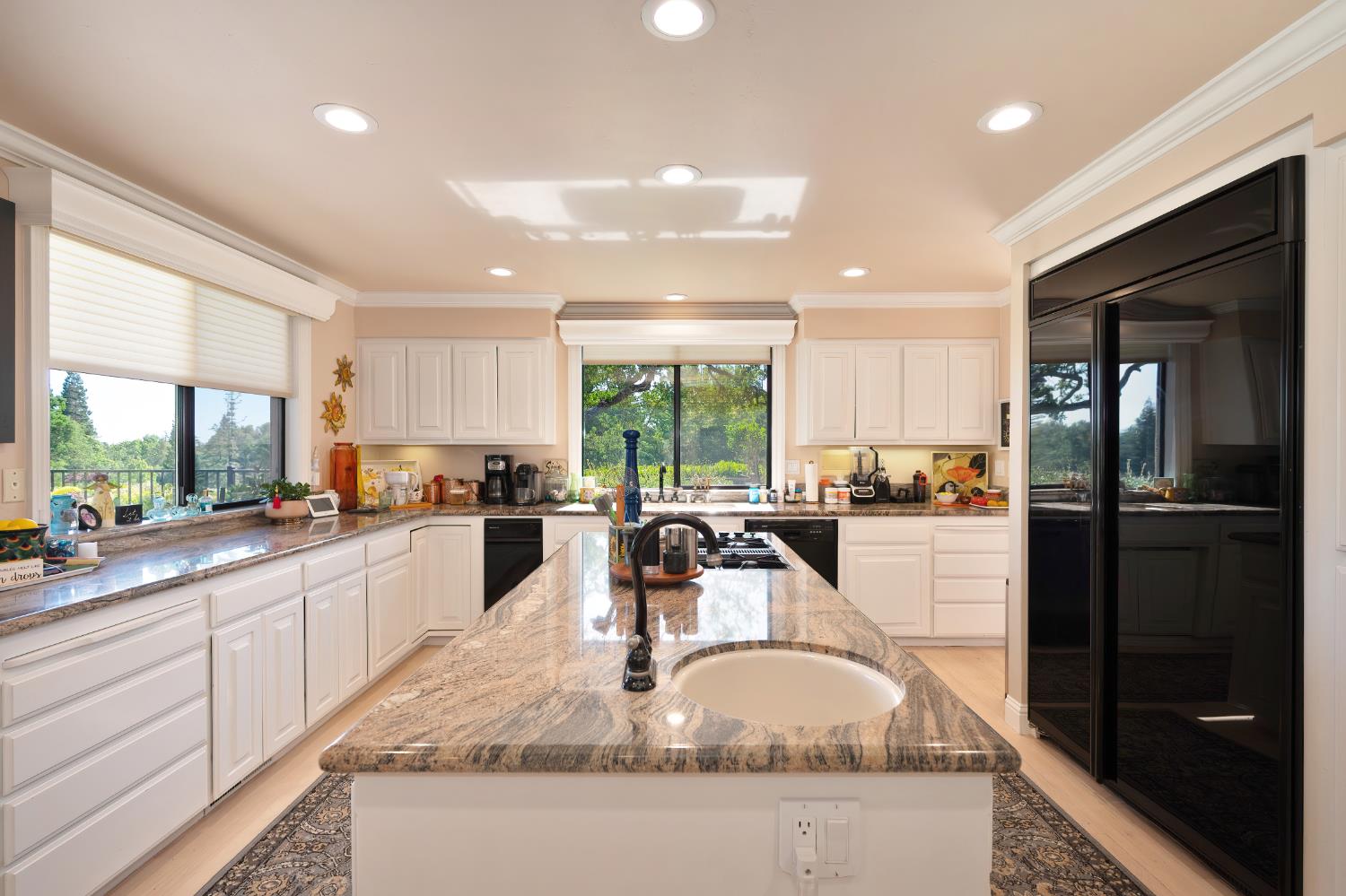 Detail Gallery Image 14 of 66 For 14707 Guadalupe Dr, Rancho Murieta,  CA 95683 - 3 Beds | 3/1 Baths