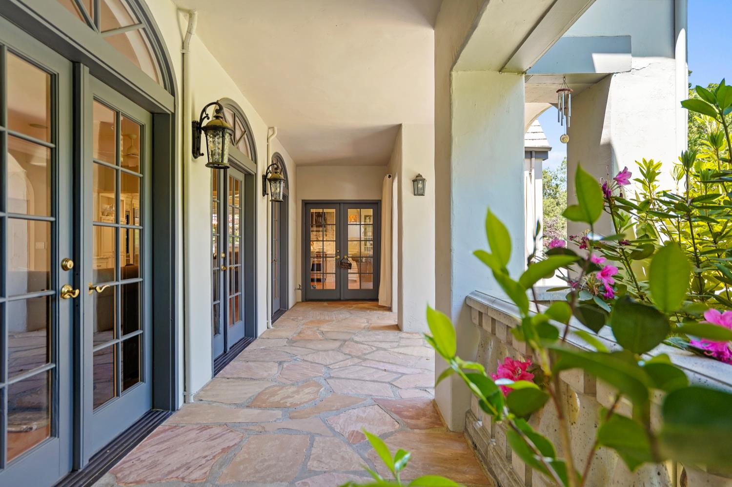 Detail Gallery Image 62 of 89 For 510 Knightsbridge Ln, Sacramento,  CA 95864 - 6 Beds | 4/1 Baths