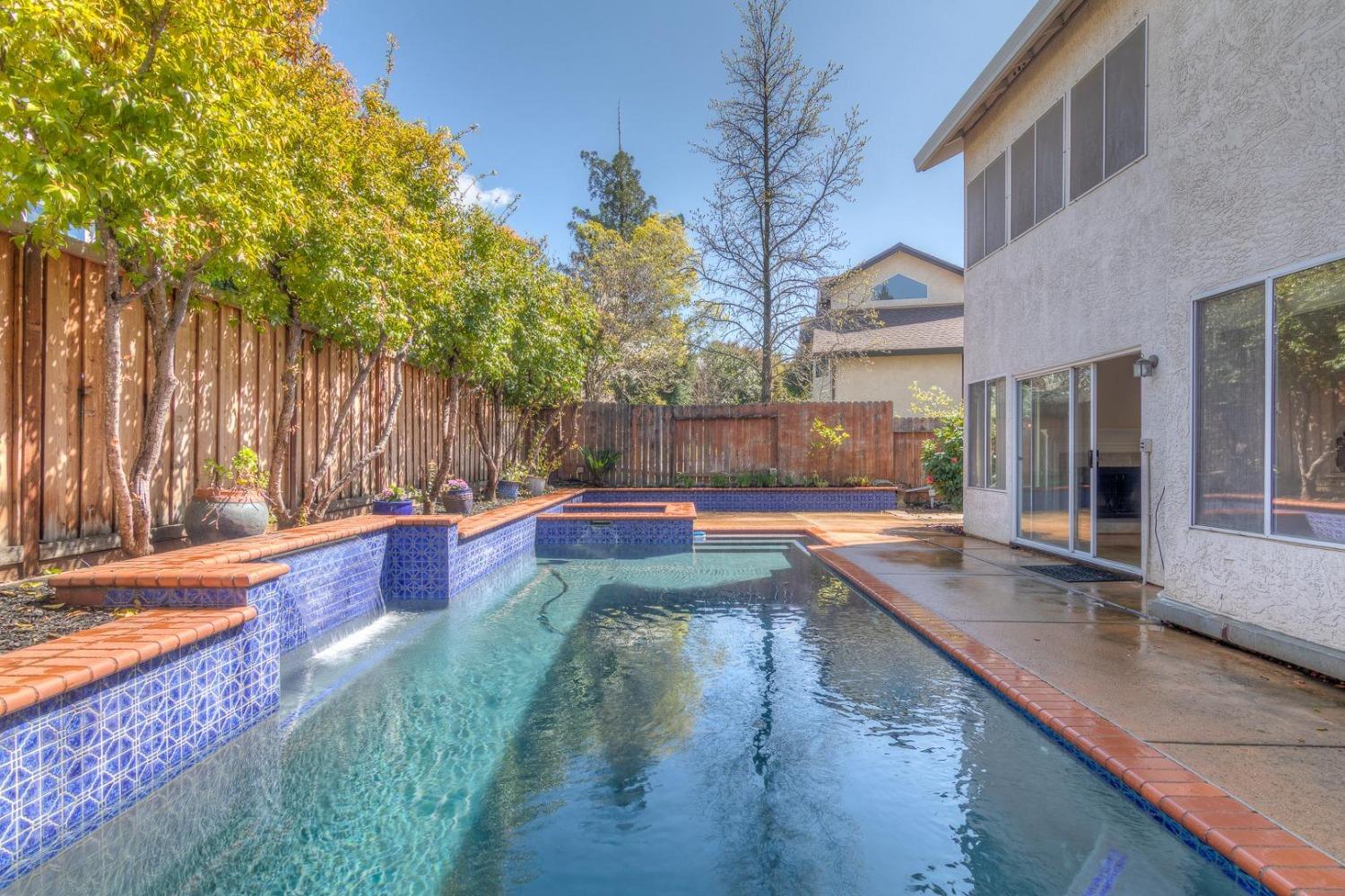 Detail Gallery Image 33 of 52 For 3047 Strand Rd, Rocklin,  CA 95765 - 4 Beds | 2/1 Baths