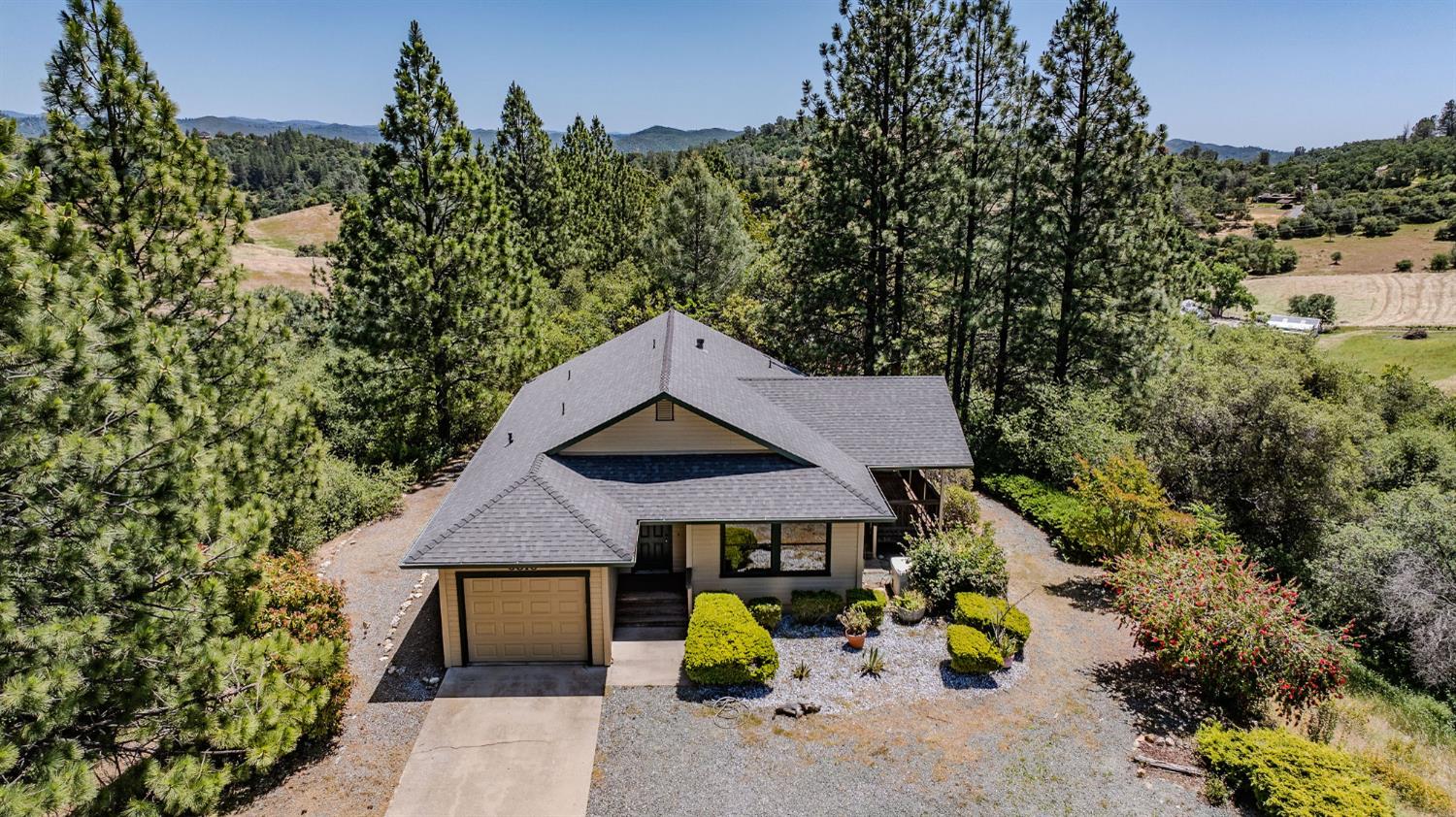 Detail Gallery Image 55 of 61 For 6816 Italian Vista Ct, Mokelumne Hill,  CA 95245 - 3 Beds | 2 Baths