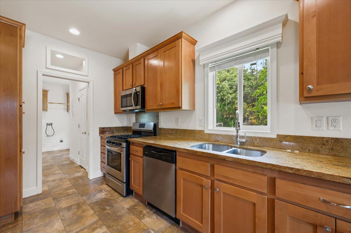 Detail Gallery Image 17 of 56 For 11397 Prospector Rd, Rough And Ready,  CA 95975 - 2 Beds | 2 Baths