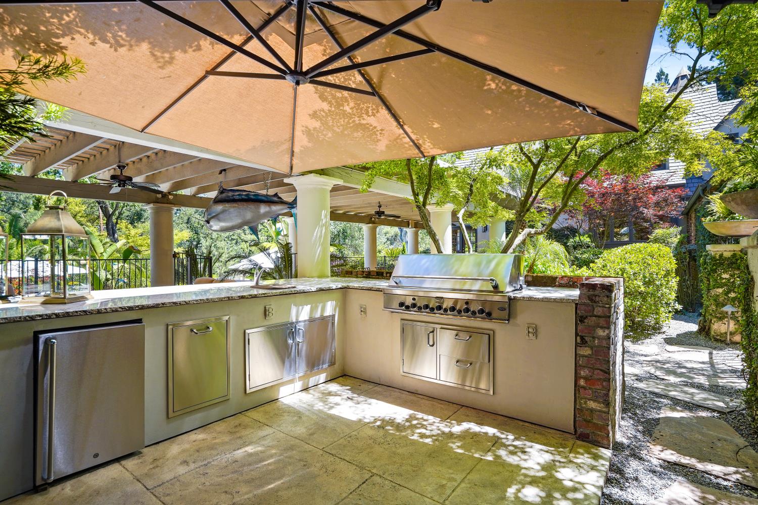 Detail Gallery Image 56 of 89 For 510 Knightsbridge Ln, Sacramento,  CA 95864 - 6 Beds | 4/1 Baths