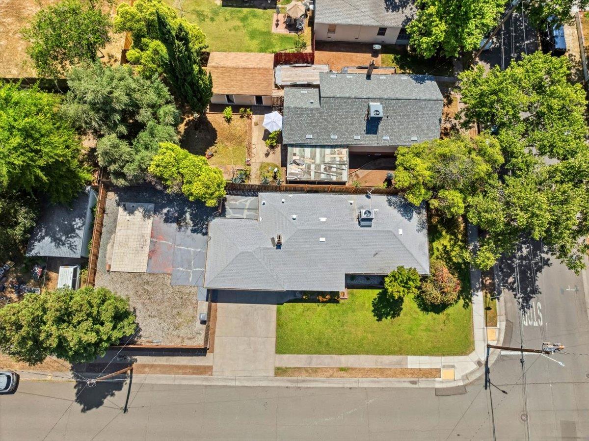 Detail Gallery Image 36 of 36 For 817 Oakland Ave, Roseville,  CA 95678 - 3 Beds | 1/1 Baths