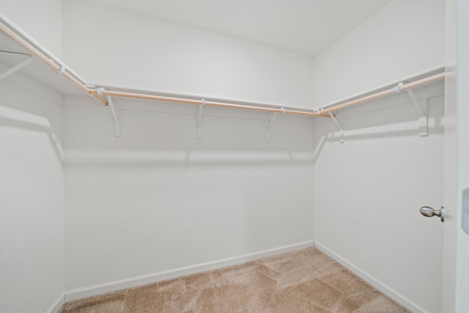 Detail Gallery Image 37 of 52 For 1602 Oleander Ave, Manteca,  CA 95337 - 5 Beds | 3 Baths