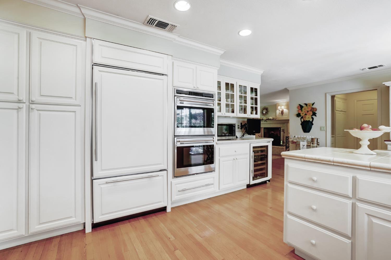 Detail Gallery Image 31 of 99 For 16949 Round Valley Cir, Grass Valley,  CA 95949 - 3 Beds | 2/1 Baths