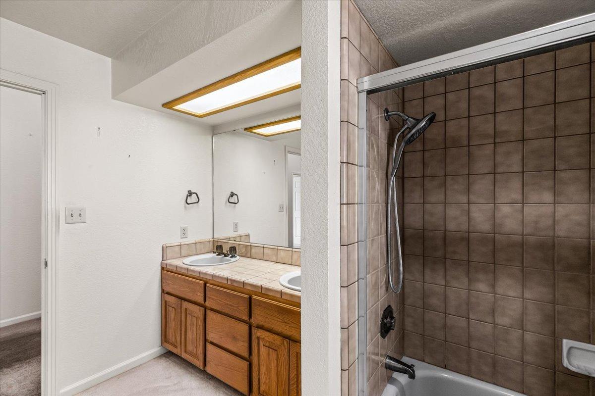 Detail Gallery Image 33 of 60 For 10007 Mountain Oak Rd, Oakdale,  CA 95361 - 3 Beds | 2/1 Baths