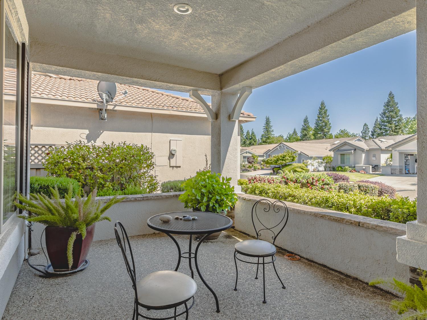 Detail Gallery Image 8 of 57 For 1814 Winding Way, Lincoln,  CA 95648 - 2 Beds | 2 Baths