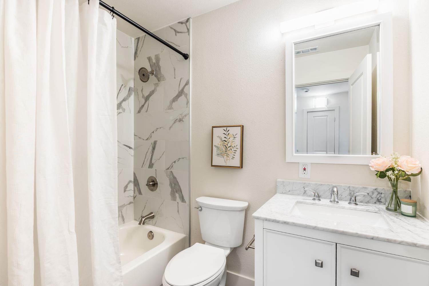Detail Gallery Image 17 of 81 For 2409 Cava Ct, Sacramento,  CA 95825 - – Beds | – Baths